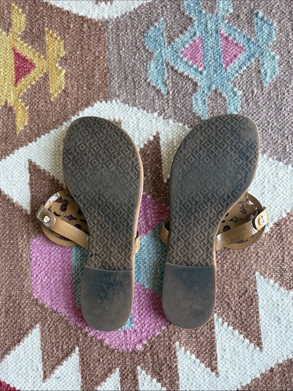 Tory Burch Tan Miller Logo Thong Sandals - Picture 2 of 2